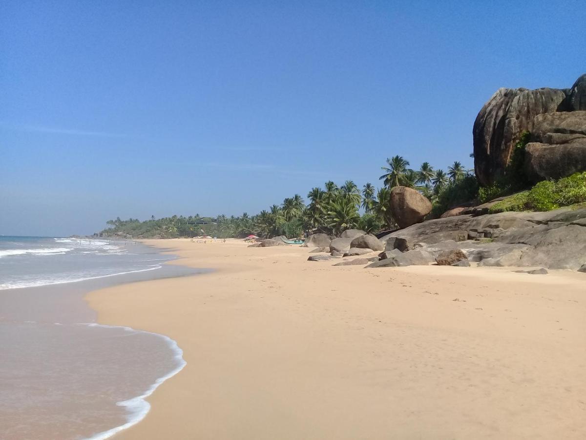 Niyuni Villas Bentota Luaran gambar