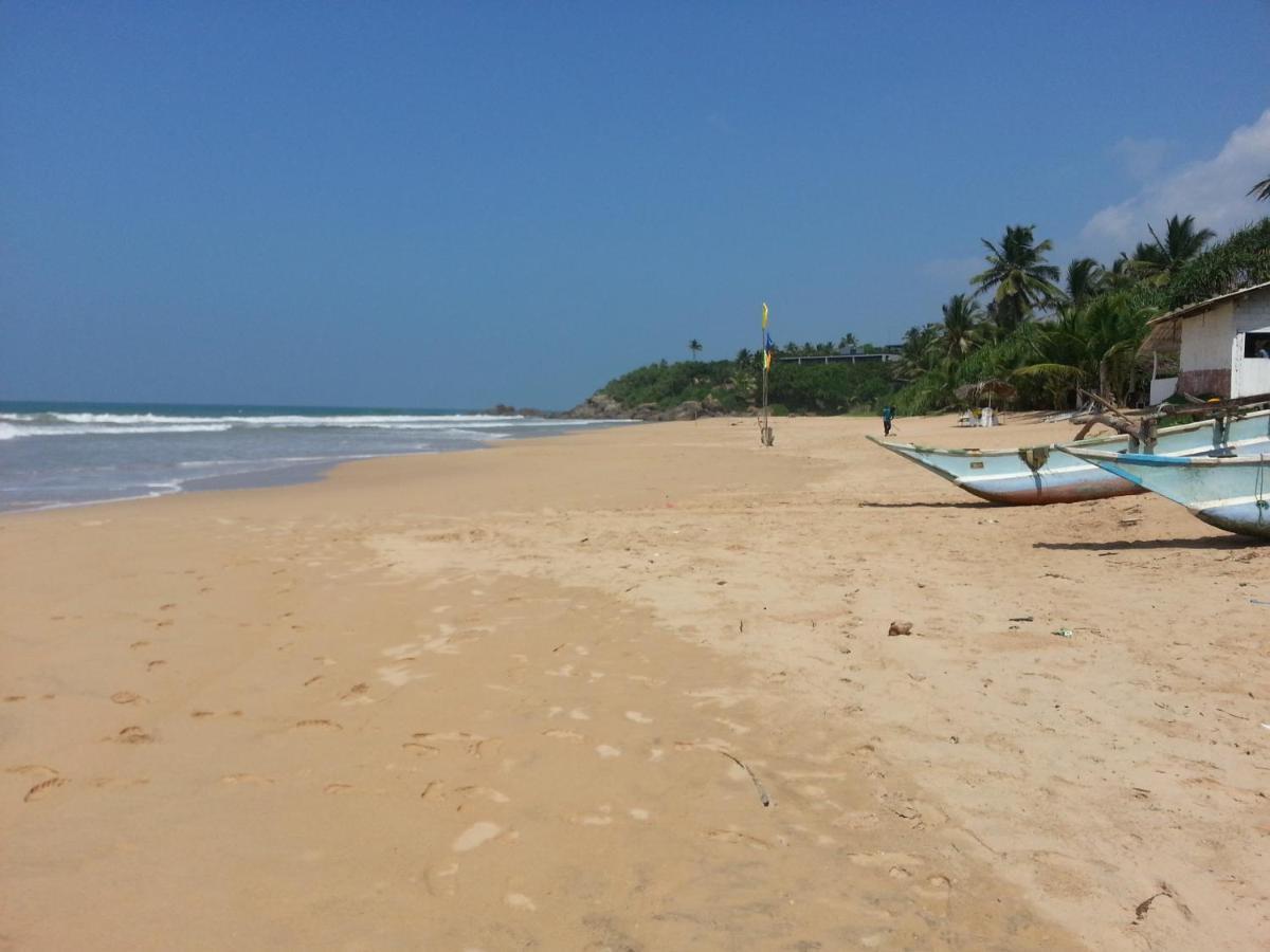 Niyuni Villas Bentota Luaran gambar